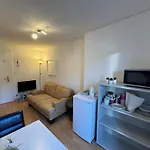 Downtown Family&friends Проживание в семье