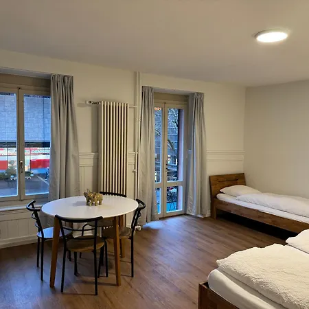 民宿 Downtown Family&friends *