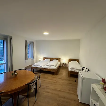 Downtown Family&friends * 因特拉肯