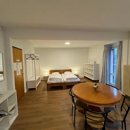 民宿 Downtown Family&friends *